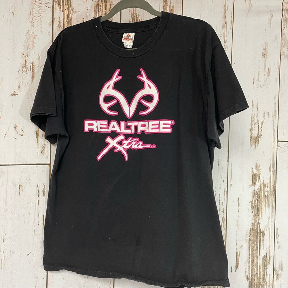 Alstyle, Real Tree Xtra T-Shirt. Size Large. In good used condition!